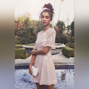 Lulus Luminous Love Mauve Shell Print Flounce Sleeve Fit & Flare Dress Sz SM NWT